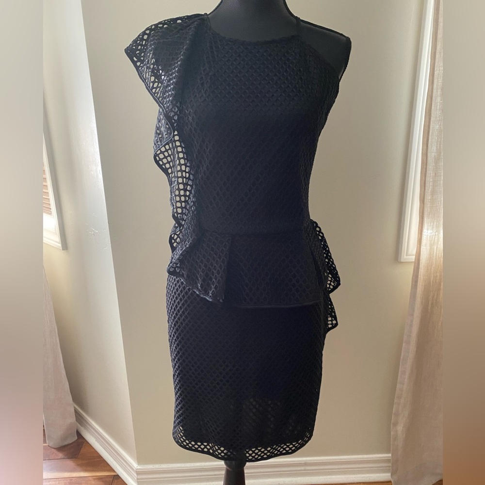 Black dress size small
